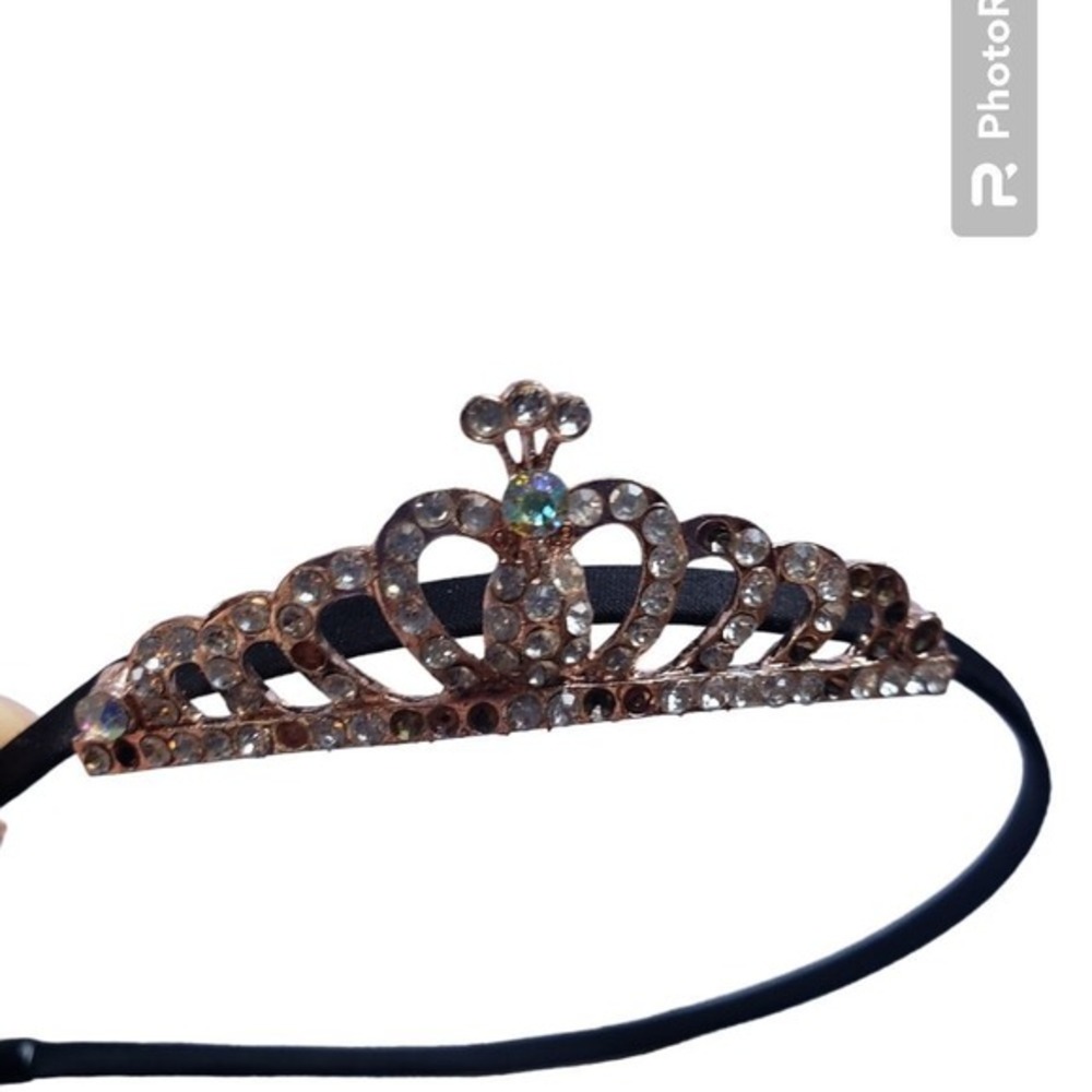 Tiara Style Headband – Black Band with Diamond Rhinestone‎ Detailing